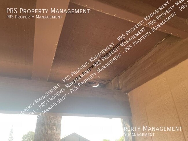 Building Photo - 922 S Acapulco Ln