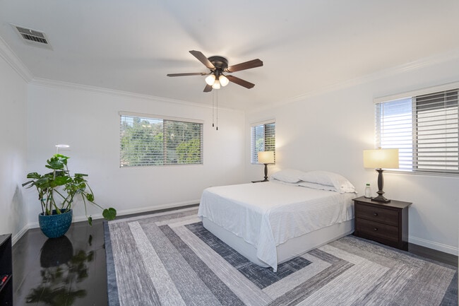 Building Photo - 14557 Cambria Way