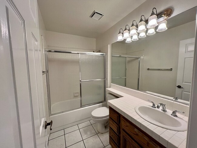 Building Photo - Beautiful 4 Bedroom Single Family Home with Pool and Pool Service Included for Lease in Rancho Cu...
