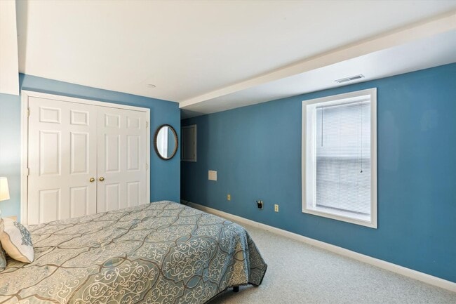 Building Photo - 15237 Jones Ln