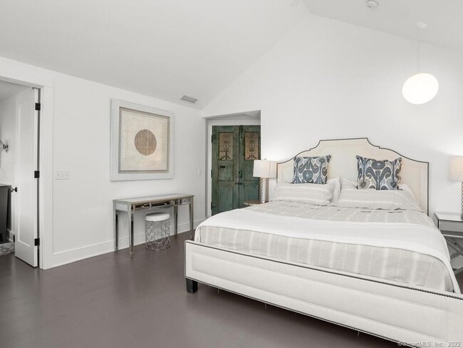 Building Photo - 199 Hillspoint Rd