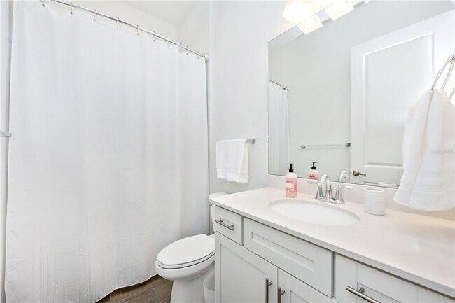 Building Photo - 17662 Santorini Ct