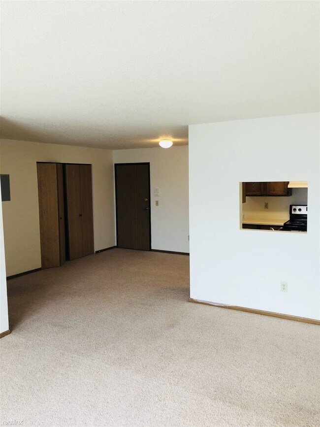 Building Photo - 1202 34th Ave S