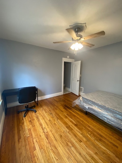 Building Photo - 2411 E Genesee St