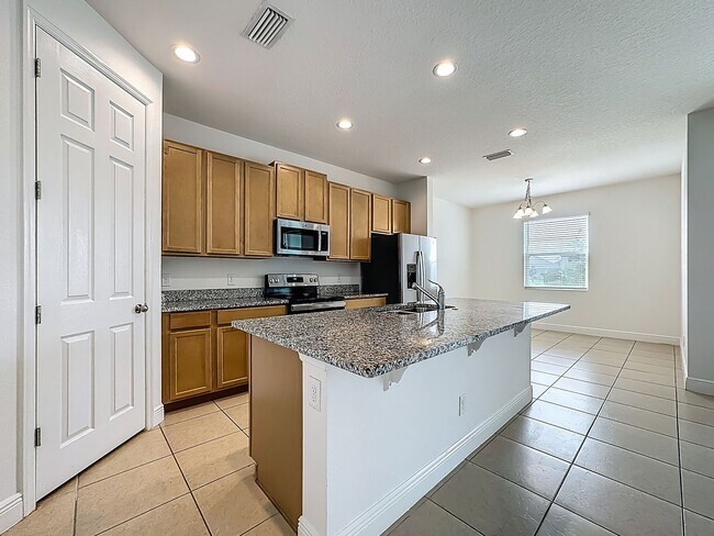 Building Photo - Hanover Lakes-2889 Nottel Drive St. Cloud