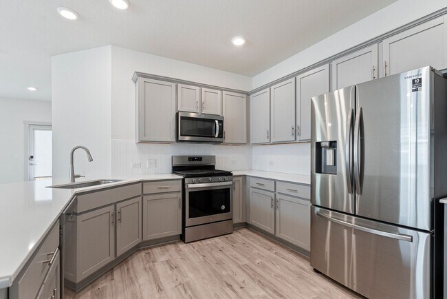 Building Photo - Beautiful 4 bedroom, 2 bathroom home in Pioneer Hill!!!