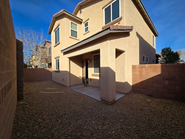 Building Photo - 3 BEDROOM, 2 1/2 BATHROOM, 2 STORY HOME in NW Las Vegas!!!