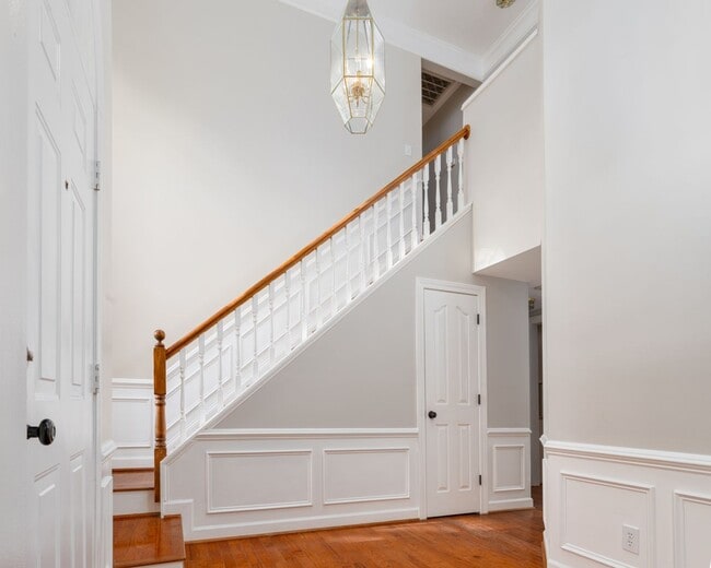 Building Photo - Looking for your dream home in a peaceful ...