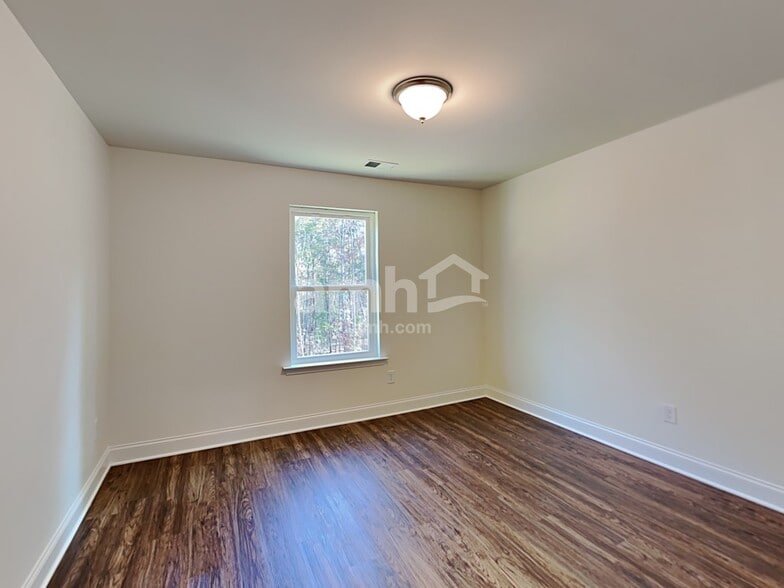 Building Photo - 1330 Ashlyn Ct