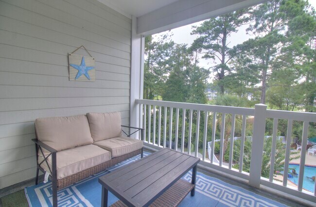 Building Photo - 682 Riverwalk Dr