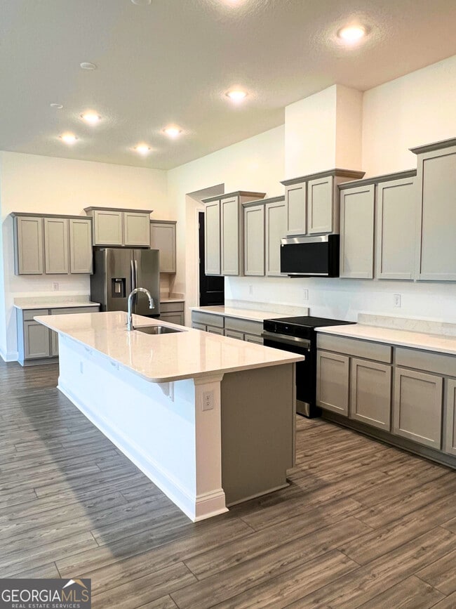 Building Photo - 111 Breakwater Lp