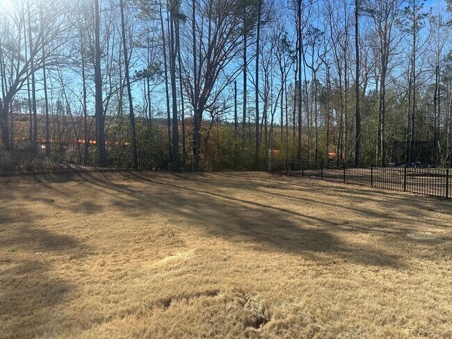 Building Photo - Like NEW 2 Story Single Family Home w/ Fen...