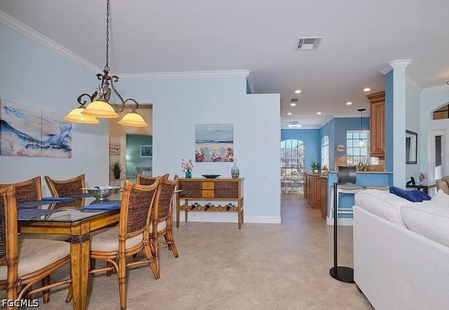 Building Photo - 16320 Willowcrest Way