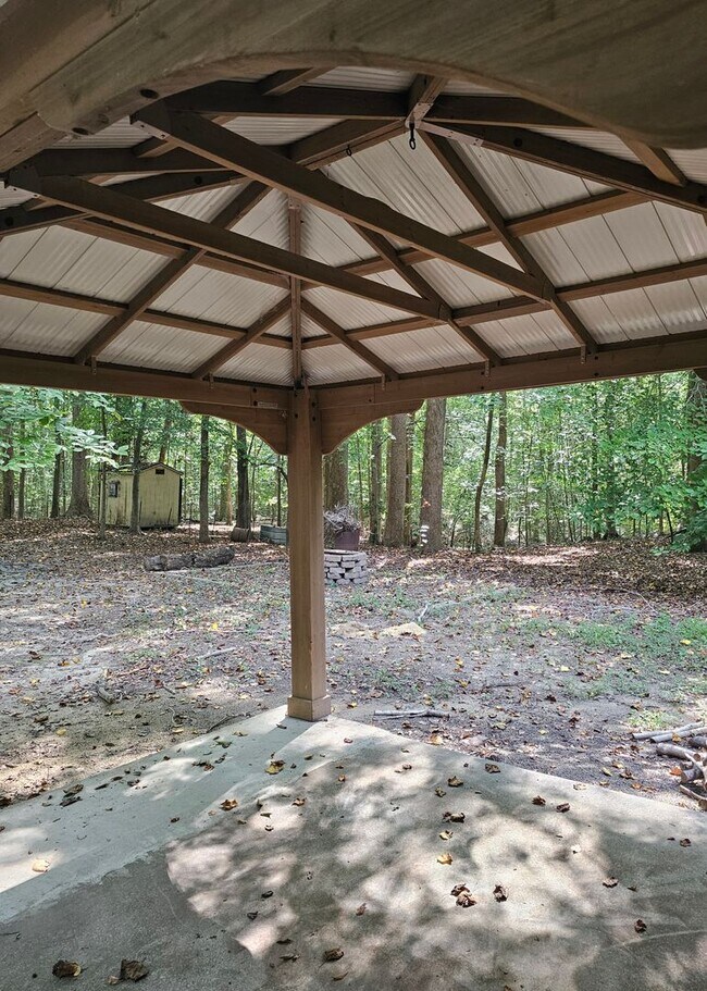 Building Photo - 5679 Hickory Fork Rd