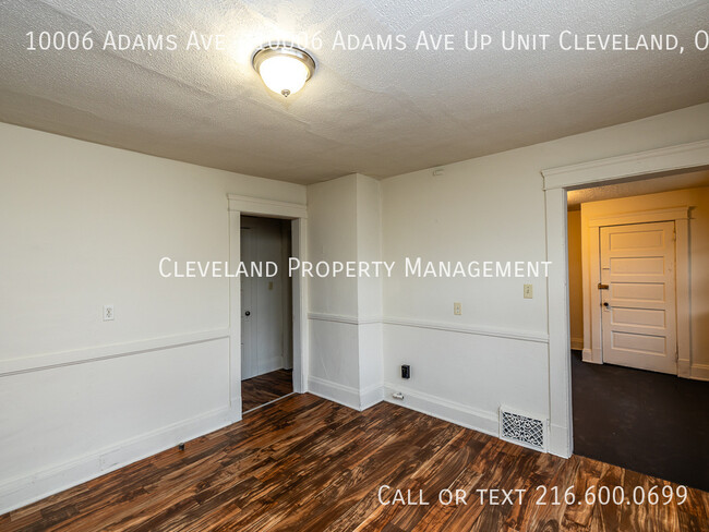 Building Photo - East Side Cleveland Duplex