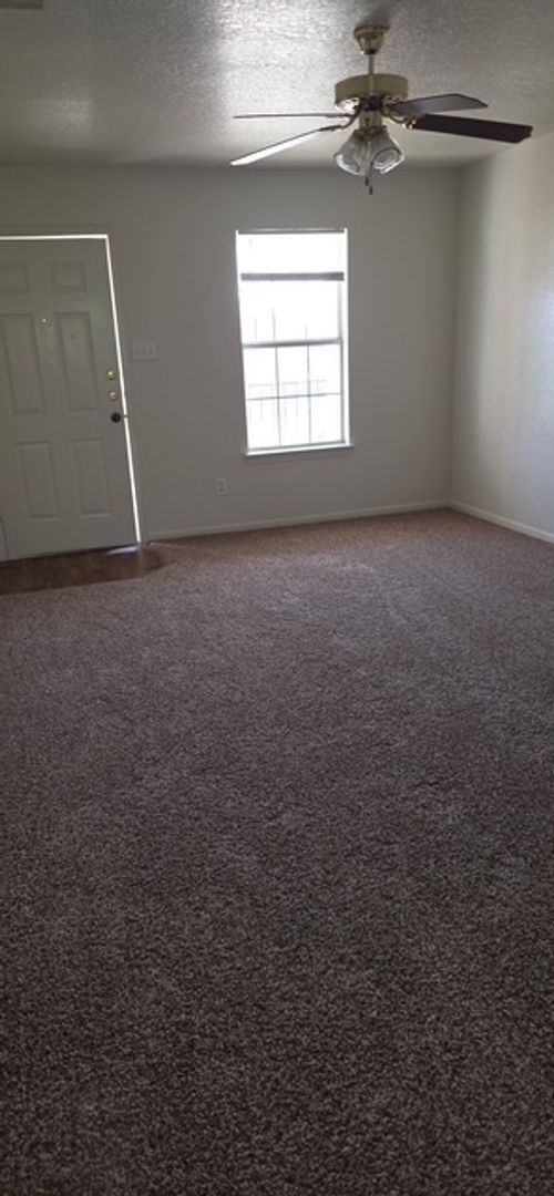 Building Photo - 3400 Cantabrian Dr