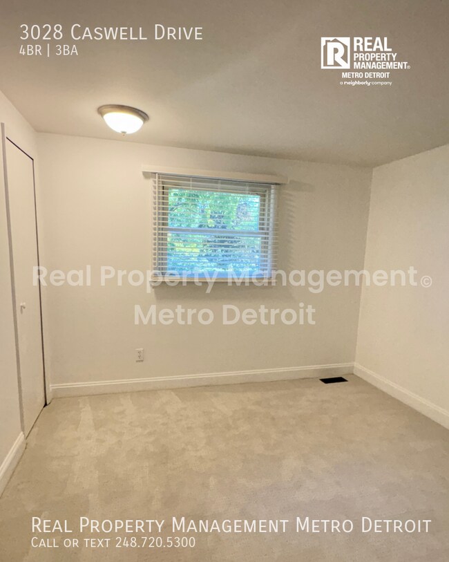 Building Photo - 3028 Caswell Dr