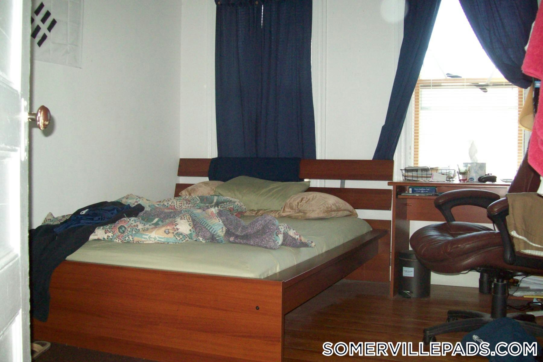 Building Photo - 335 Beacon St