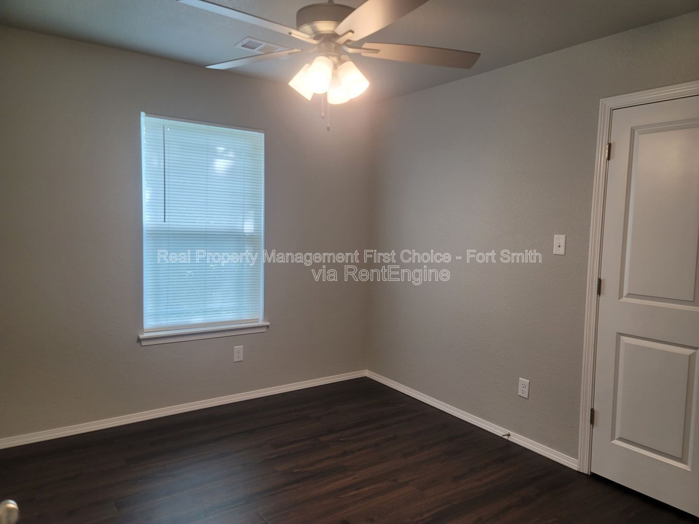 Building Photo - 2124 Ingalls Ln