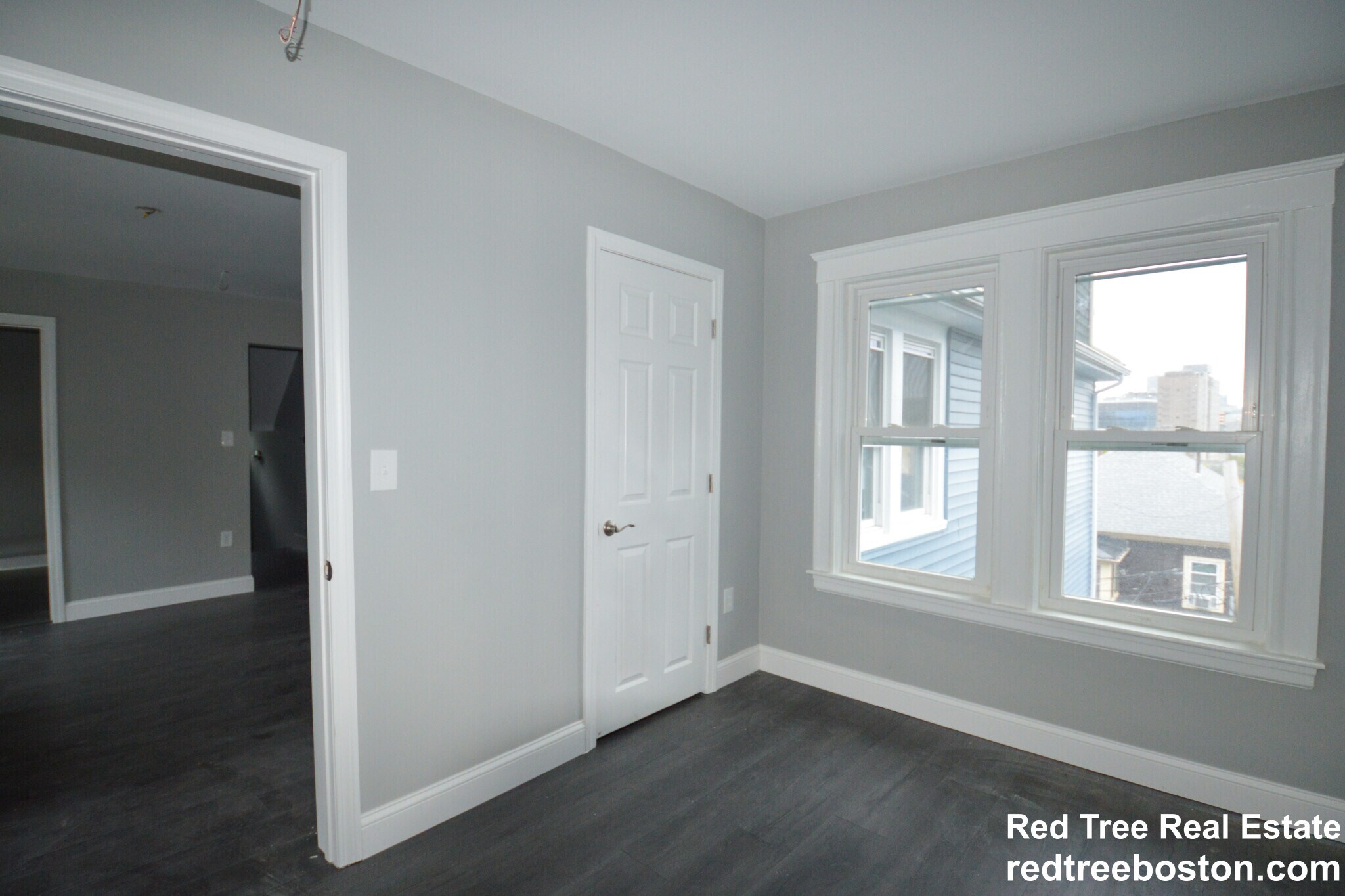 Building Photo - 158 Hillside St
