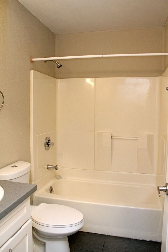 Building Photo - yanke02