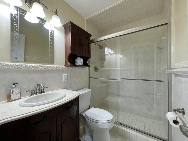 Building Photo - 2395 Idlewild Rd