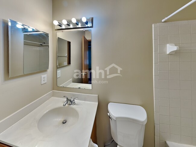 Building Photo - 8210 Mariposa St