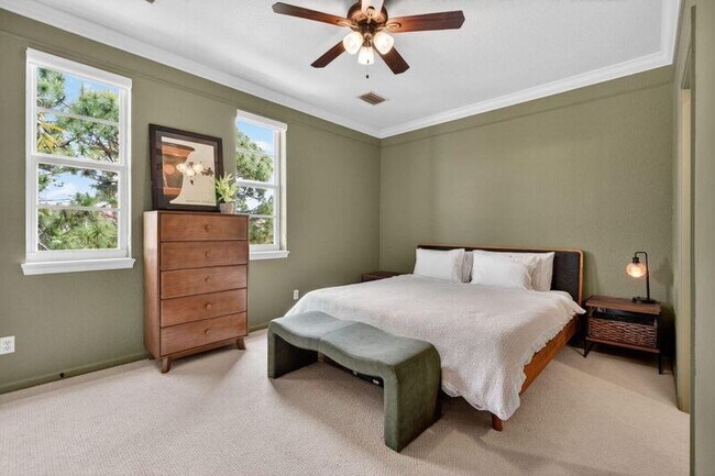 Building Photo - 150 Cat Rock Ln