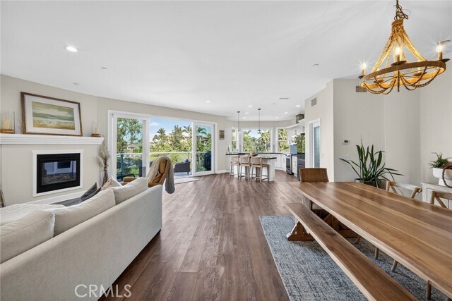 Building Photo - 214 Avenida Montalvo