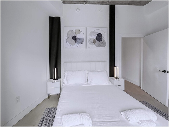 Building Photo - 1247 N 2nd St