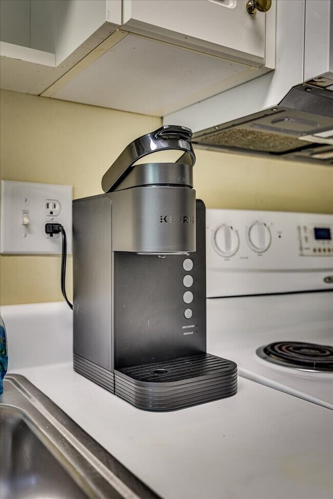 Building Photo - Evans Furnish Rental Master Golf Tournament Rental