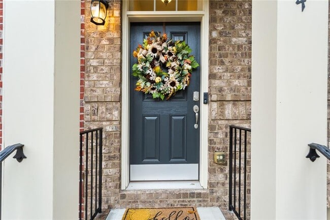 Building Photo - 4324 Laurel Creek Ct SE