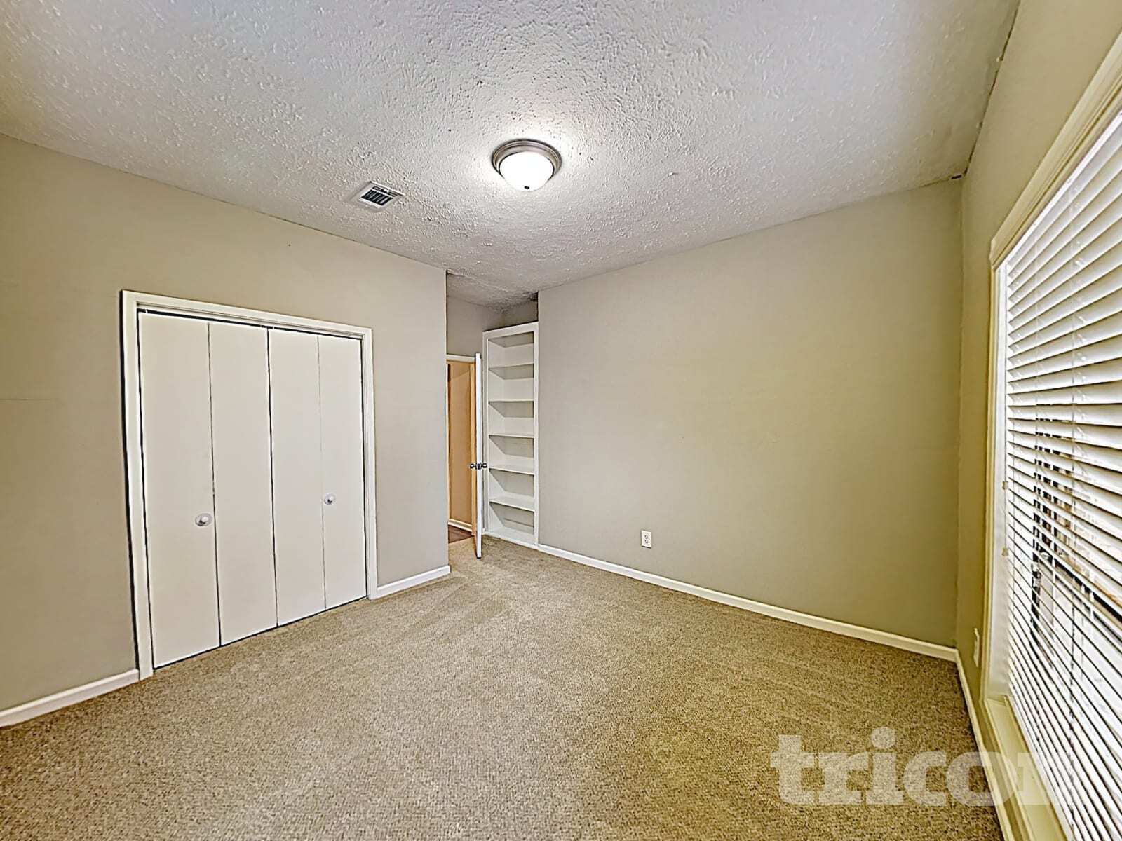 Building Photo - 535 Shady Brook Dr