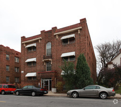 Building Photo - 3617 Bryant Ave S