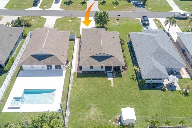 Building Photo - 577 98th Ave N