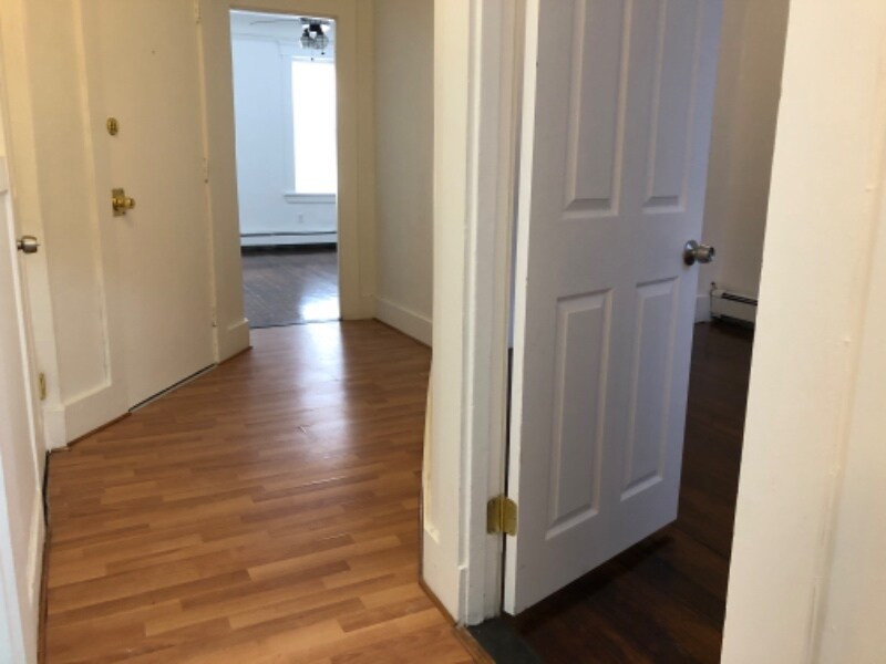 Building Photo - 34 Cunard St