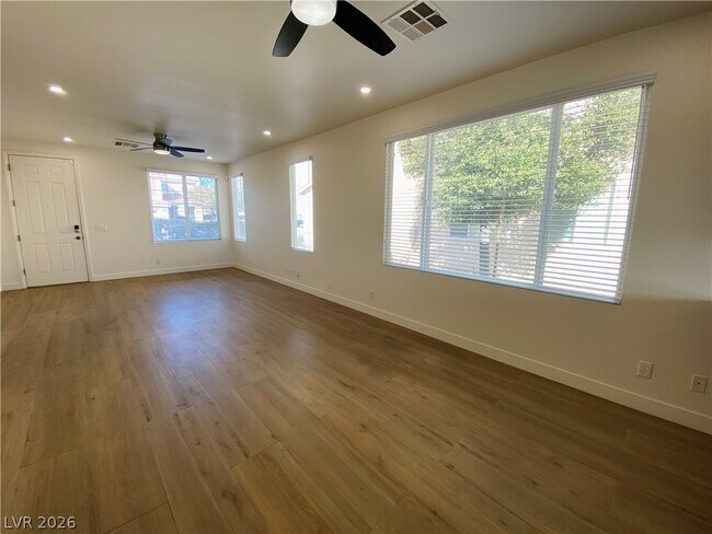 Building Photo - 8794 Timber Mesa St