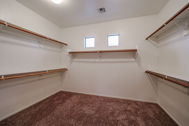 Building Photo - COMING SOON !! Spacious 4 Bed, 2.5 Bath 2 Story Home in Shadow Ridge Community/ Chandler