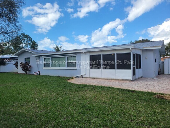 Building Photo - 2106 N Overbrook Ave