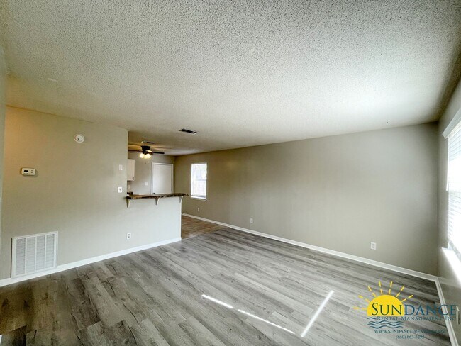 Building Photo - Great 2 bedroom in Fort Walton Beach!