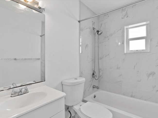 Building Photo - 1790 W 58th St