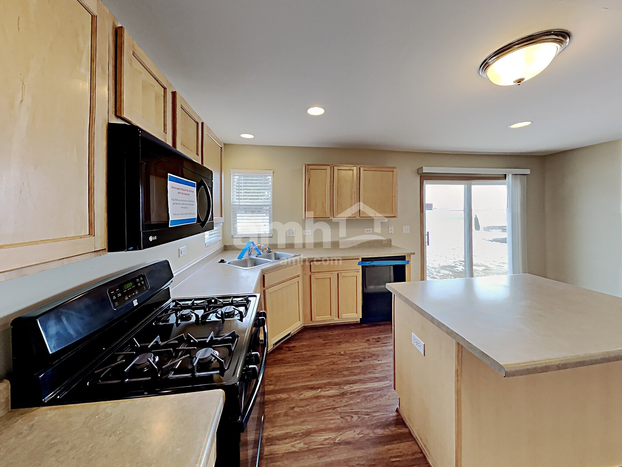 Building Photo - 6516 Roth Dr