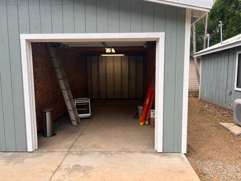 Building Photo - 20574 Sunset Ln