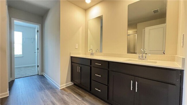 Building Photo - 30 Bur Oak Blvd