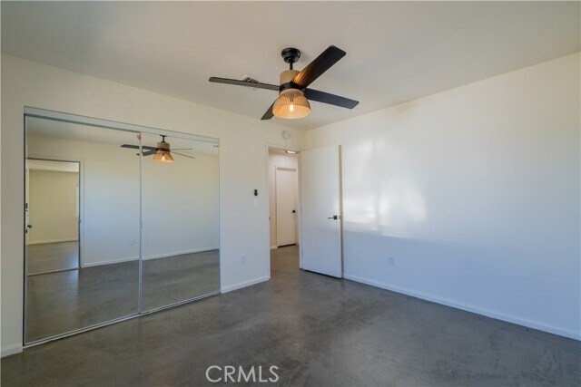 Building Photo - 61638 La Jolla Dr