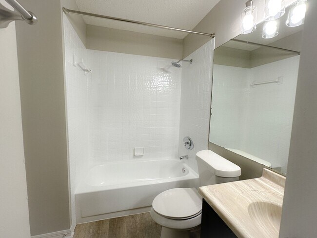 Building Photo - HIDDEN VILLAGE • 2 bd • 2 ba • 792 ft² HEATHROW AREA)