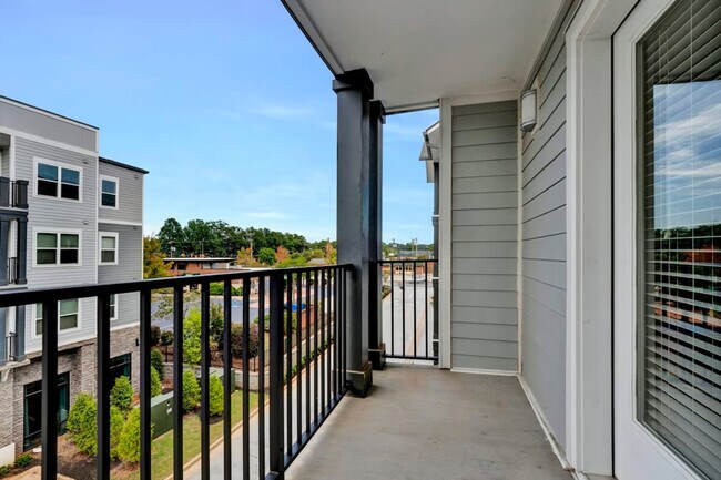 Building Photo - 894 Tiger Blvd