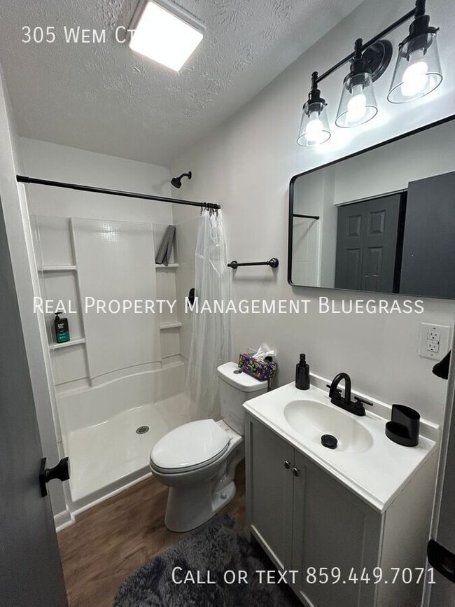 Building Photo - 305 Wem Ct