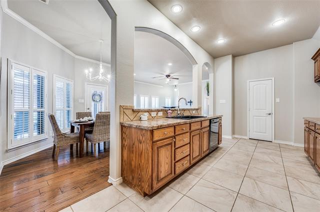 Building Photo - 1305 Snowberry Dr