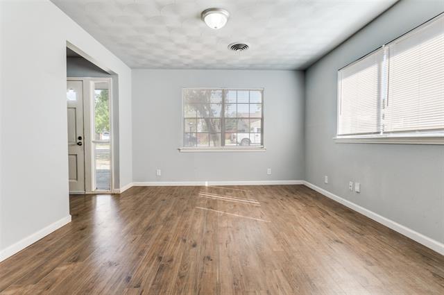 Building Photo - 1308 Cochise Dr